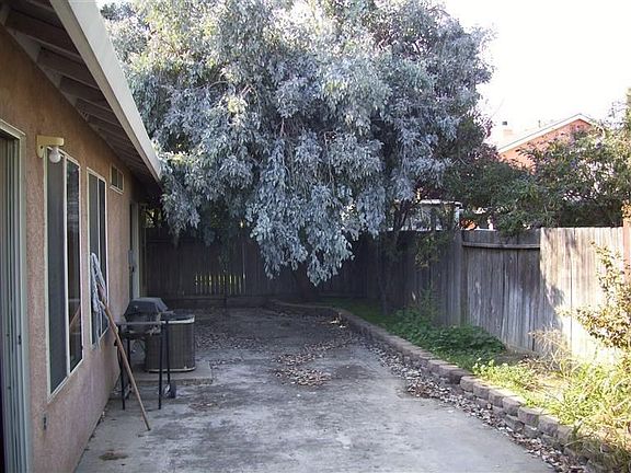 5th image of 1239 Aristocrat Dr
