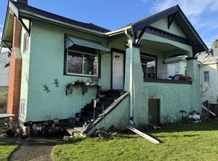 3561 Inverness St, Vancouver, BC