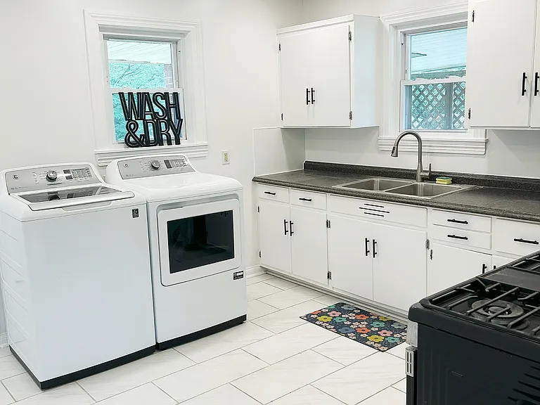 2915 Molter Ct — Photo 3