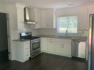 3617 Shallow Brook Dr, Bloomfield Hills, MI