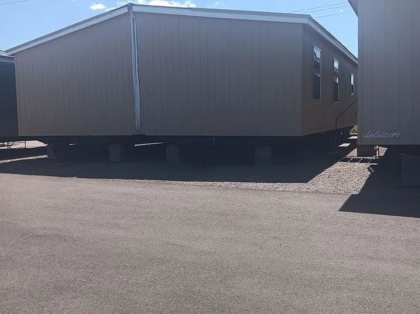 875 Hope Ave, Farmington, NM 87401