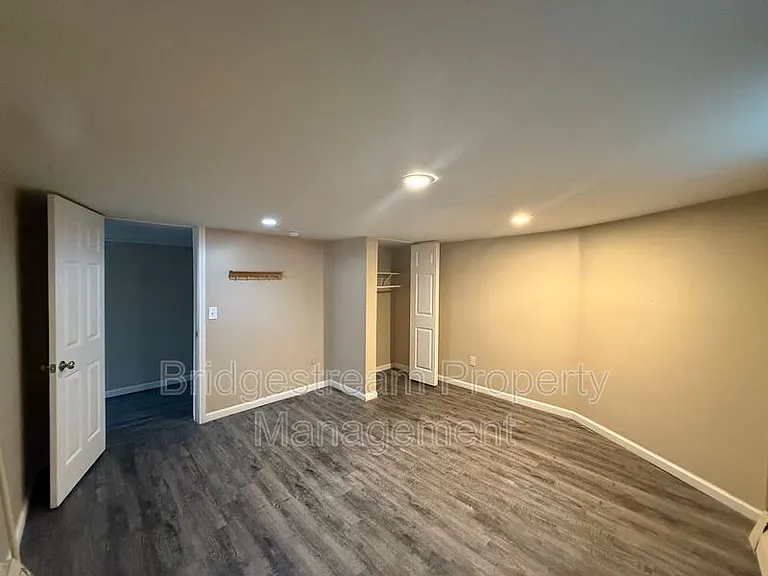 56 Telford Ave — Photo 9