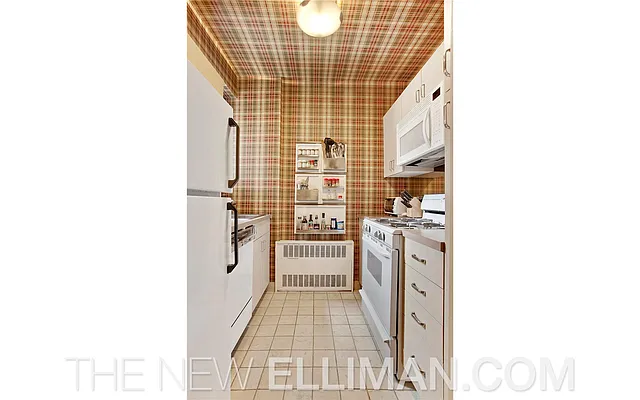 Sold by Douglas Elliman | media 14