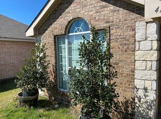 413 Mara Ln, Red Oak, TX 75154