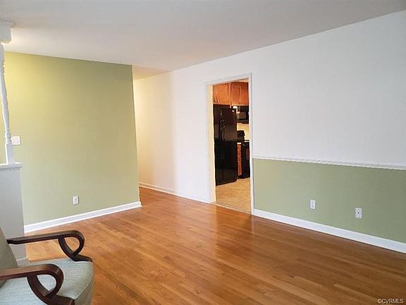 4th image of 913 Dogwood Dr