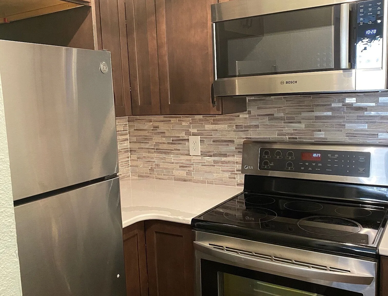 2 bed, 1185 sqft, $3,600 — Photo 4