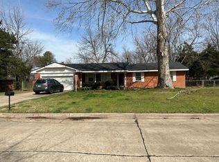 729 Willow Ln, Norman, OK 73072