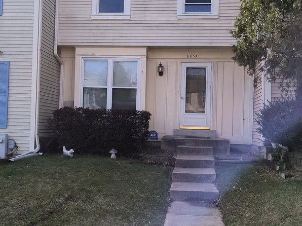 8833 Green Needle Dr