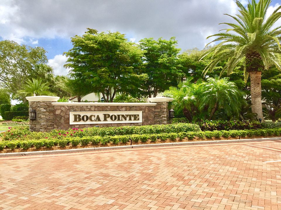 Palms in Boca Pointe