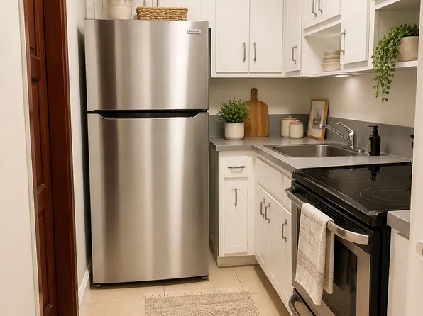 Bellagio Apartments, 1931 NE 51st St APT 22, Fort Lauderdale, FL 33308