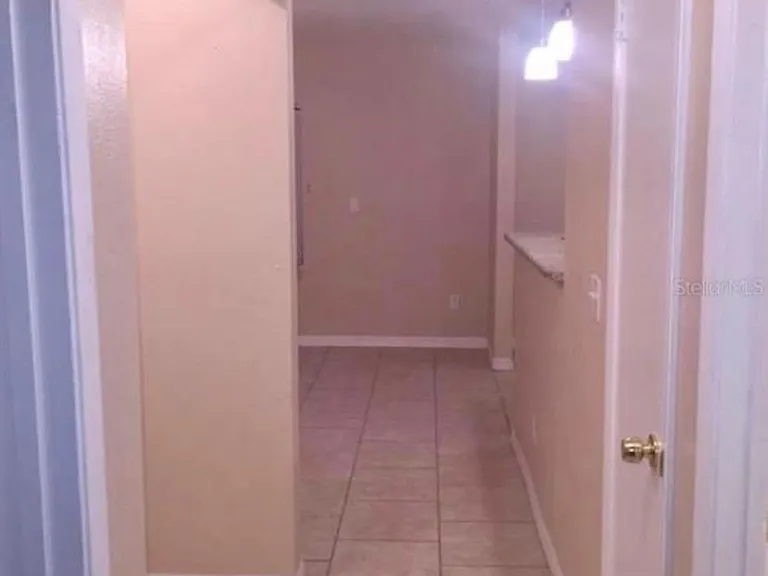 6803 S West Shore Blvd #A — Photo 2