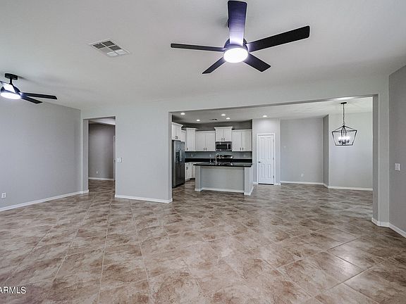 5th image of 21335 N 77TH Lane