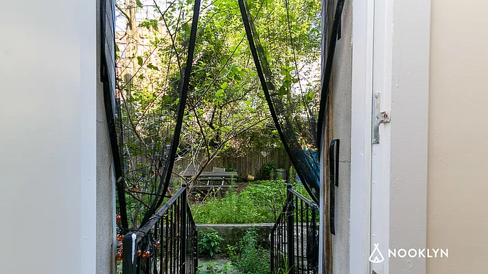 Rented by Nooklyn NYC LLC | media 6