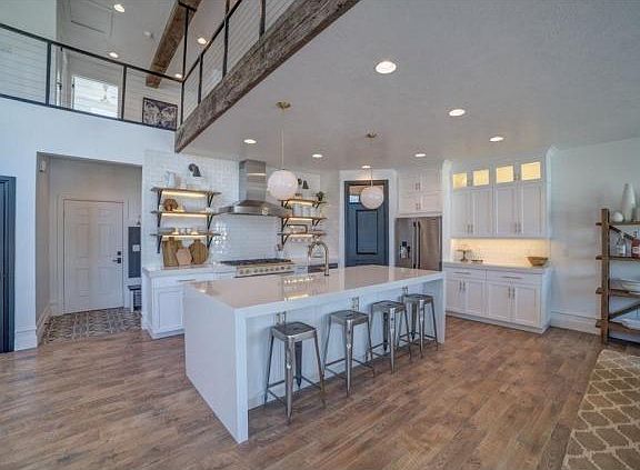 4th image of 2176 W Legend Creek Ct #102