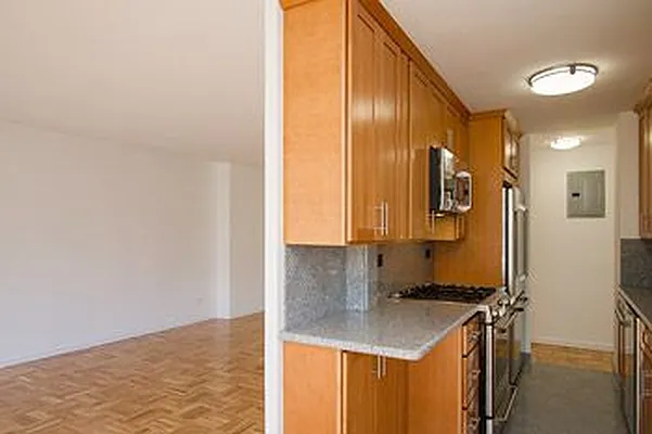 Rented by GoodRock Realty | media 9