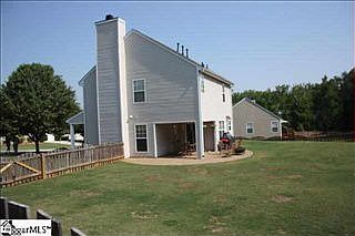2nd image of 210 Bonnie Woods Dr