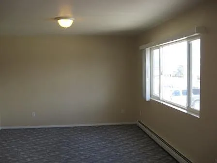 705 Mantle Dr — Photo 6