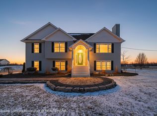 6345 Lovejoy Rd, Perry, MI 48872