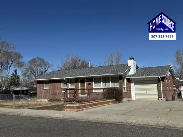 212 Shamrock St, Riverton, WY 82501