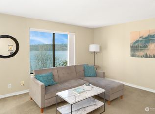 1700 W Sunn Fjord Ln APT L104, Bremerton, WA