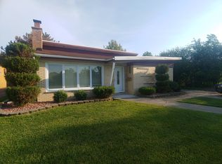 5045 Harnew Rd S, Oak Lawn, IL 60453