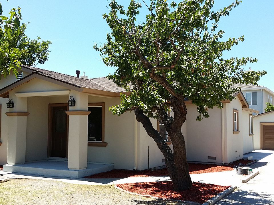 1st image of 2959 Towers Ln