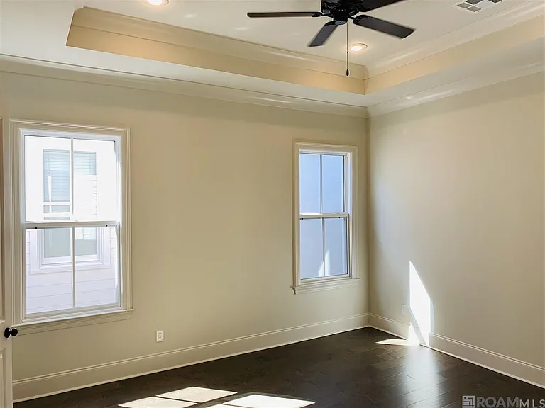 2212 Belfleur St — Photo 13
