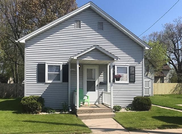 1st image of 1406 28th Ave