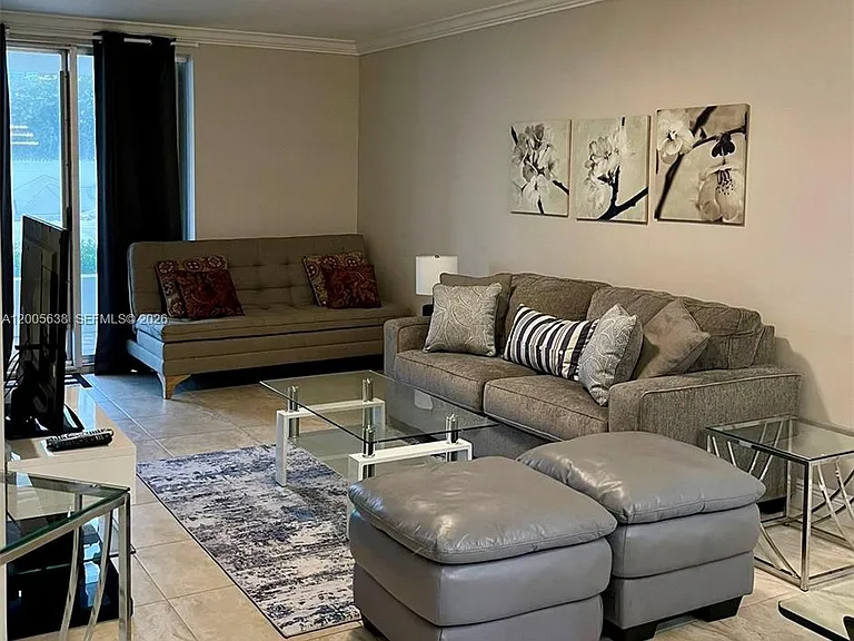 3725 S Ocean Dr #L12 — Photo 9