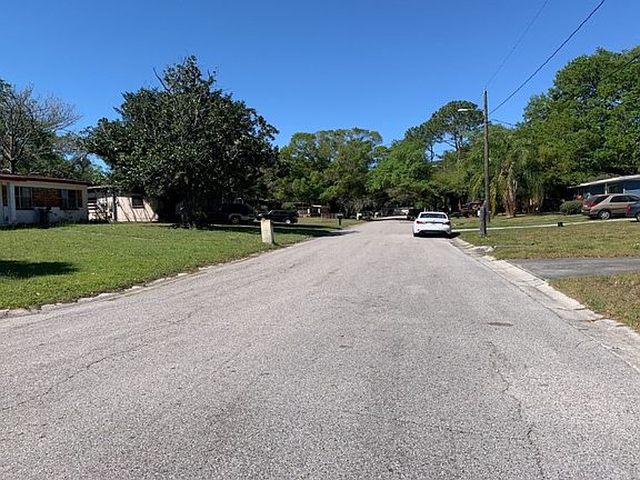 4th image of 3105 E Elm St