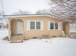 818 High St #2, Union Grove, WI 53182