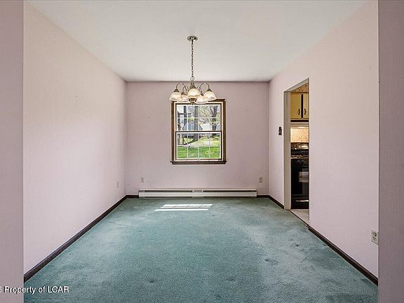 5th image of 30 Yorktown Rd