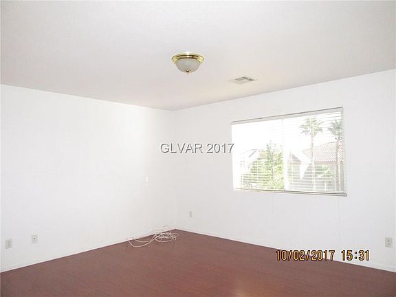 4th image of 8543 Titania Ct