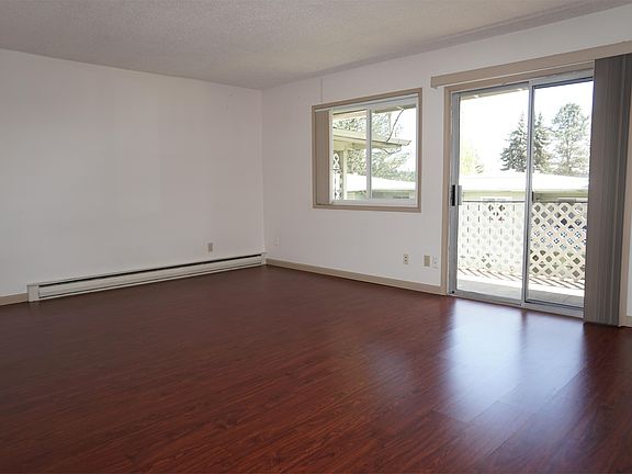 Living room/patio