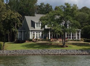 219 Price Place Ln, York, SC 29745