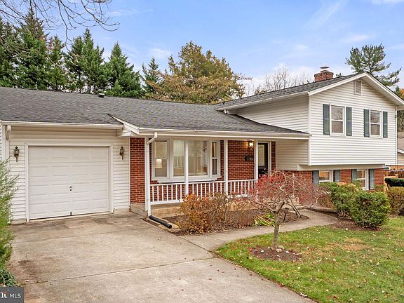 2nd image of 706 Carter Rd