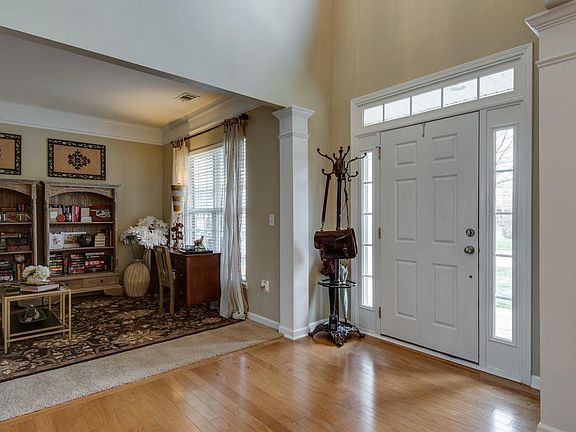 3rd image of 1904 Ashburn Ct