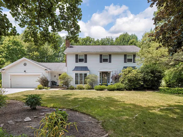 3500 Culpepper Dr, Erie, PA 16506