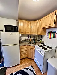 Rented by KNOCKKNOCK LLC