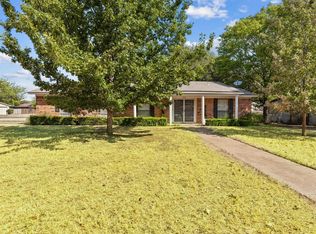1250 Willowwood Dr, Cleburne, TX 76033
