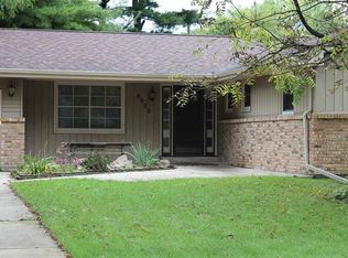 4902 Danforth Dr, Rockford, IL 61114