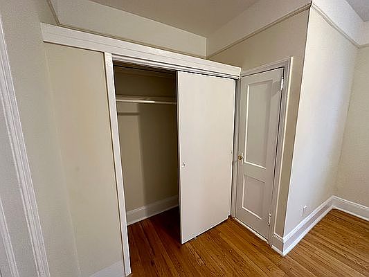 5th image of 3909 47th Ave APT A3