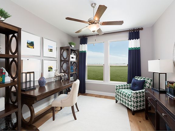 5th image of 7021 Leonardo Dr