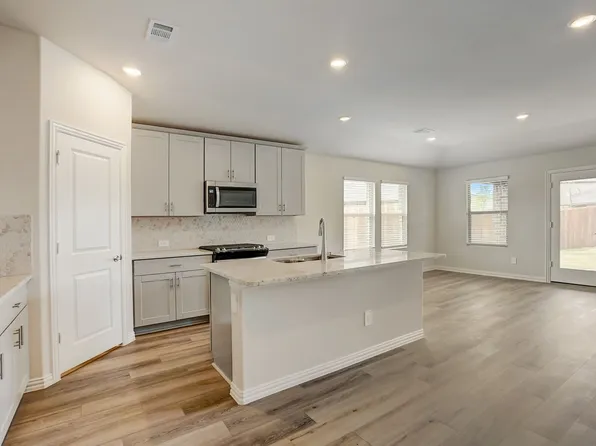 1357 Los Olmos Ln, Crandall, TX 75114