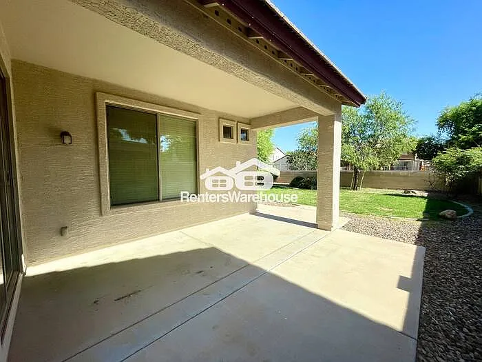 532 E Trellis Rd — Photo 18