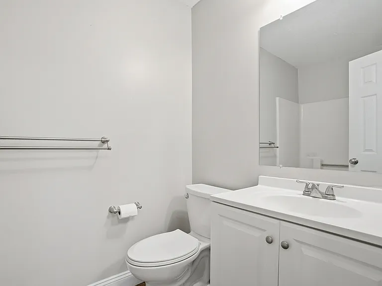 414 Delaware Ave #219 — Photo 11
