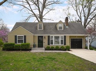 4201 W 74th St, Prairie Village, KS 66208