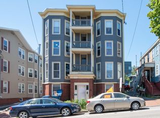 28 High St, Portland, ME 04101