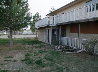 2109 N Huntzinger Ave, Farmington, NM 87401