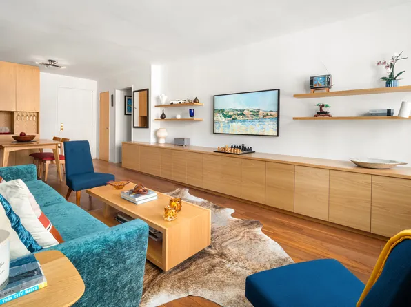 200 West 79th Street 3E image 3 of 11